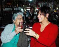 http://beyondwonderful.com/images/barbaras_blog/chana_masala/leela_barbara_left_bank_200x159.jpg