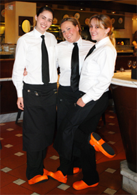 http://beyondwonderful.com/images/barbaras_blog/mario/girls_crocs_200x284.jpg