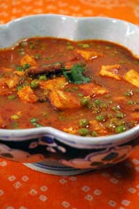 http://beyondwonderful.com/images/barbaras_blog/paneer/main_courses_mattar_paneer_200x300.jpg