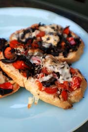 Black Mushroom and Red Pepper Saut&eacute; as Brushchetta appetizer. By Beyond Wonderful Mushroom Expert, Charmoon Richardson.