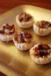 Peachy Chanterelle Tartlets dessert recipe. By Beyond Wonderful Mushroom Expert, Charmoon Richardson.
