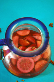 A refreshing Spanish wine cocktail classic: Sangria.