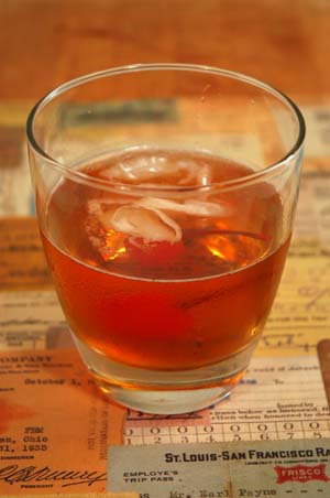 Old Fashioned cocktail drink recipe